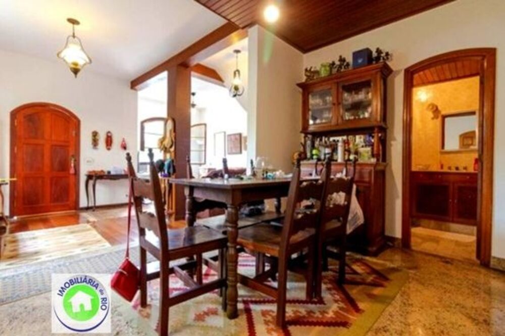 Casa, 3 quartos, 202 m² - Foto 2