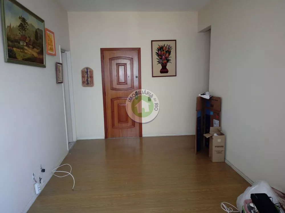 Apartamento à venda com 2 quartos, 66m² - Foto 1