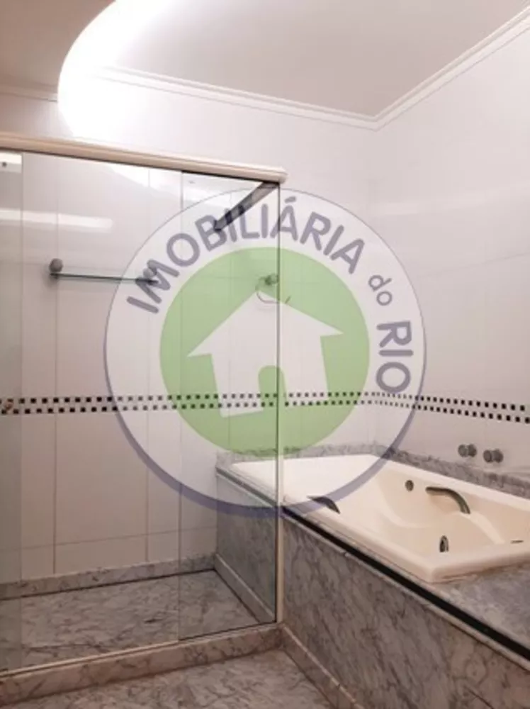 Apartamento, 3 quartos, 220 m² - Foto 99