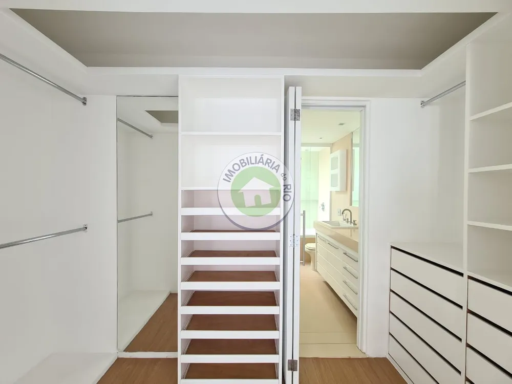 Cobertura, 3 quartos, 246 m² - Foto 32