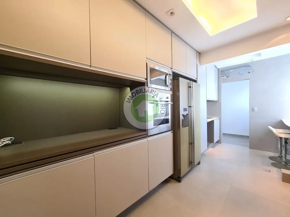 Cobertura, 3 quartos, 246 m² - Foto 21
