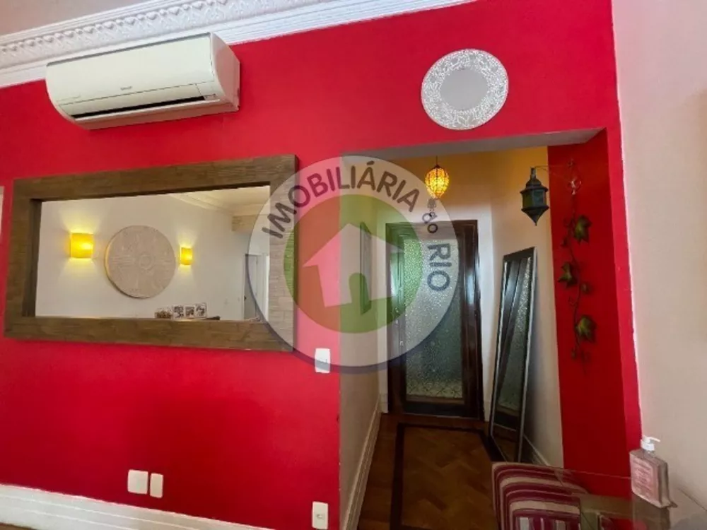 Apartamento à venda com 3 quartos, 134m² - Foto 3