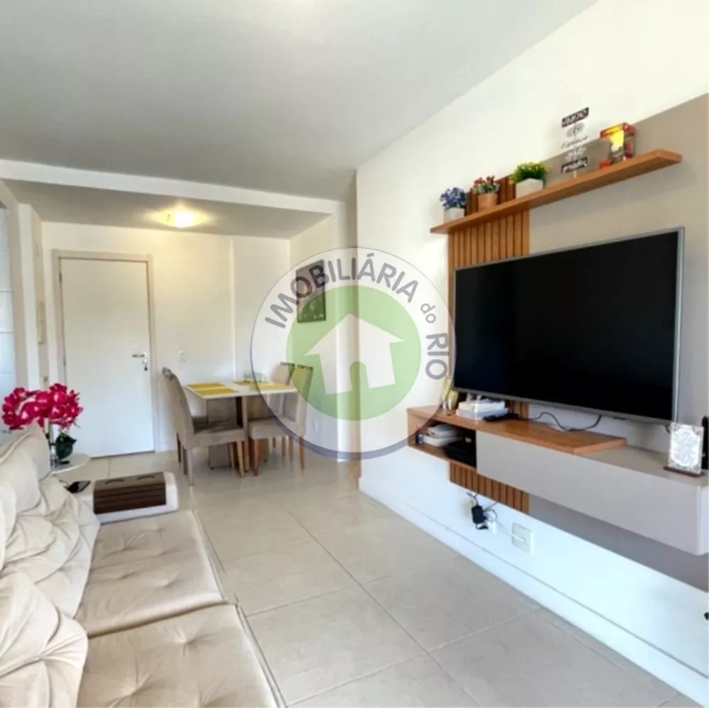 Apartamento à venda com 2 quartos, 71m² - Foto 3