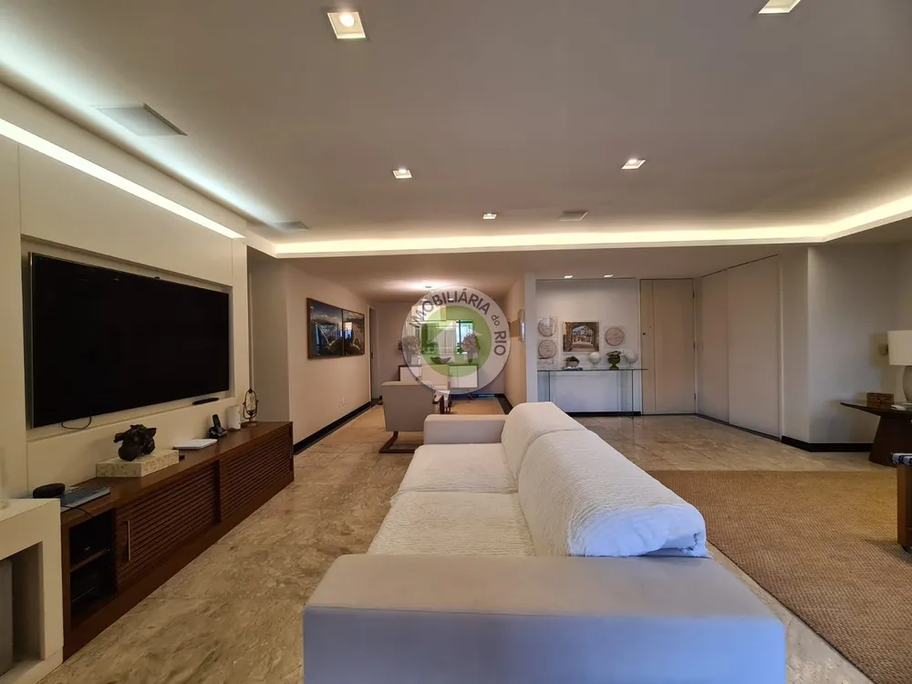 Apartamento, 3 quartos, 230 m² - Foto 4