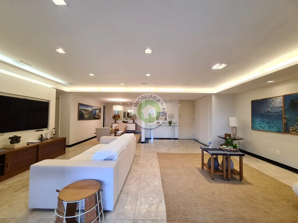Apartamento, 3 quartos, 230 m² - Foto 2