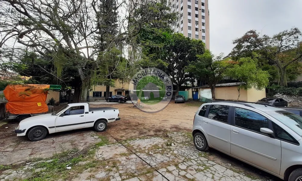 Loteamento e Condomínio, 2500 m² - Foto 2