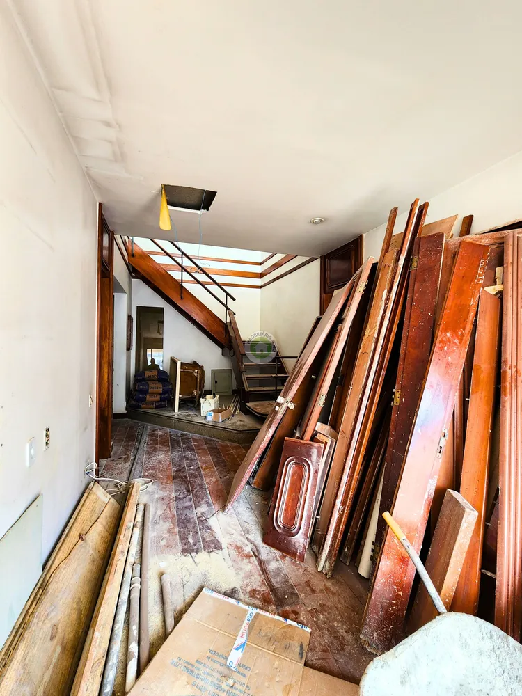 Cobertura, 3 quartos, 195 m² - Foto 2