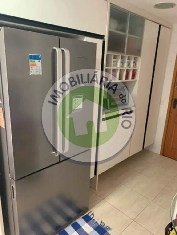 Cobertura, 3 quartos, 180 m² - Foto 2