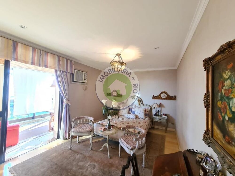 Apartamento para alugar com 4 quartos, 300m² - Foto 7