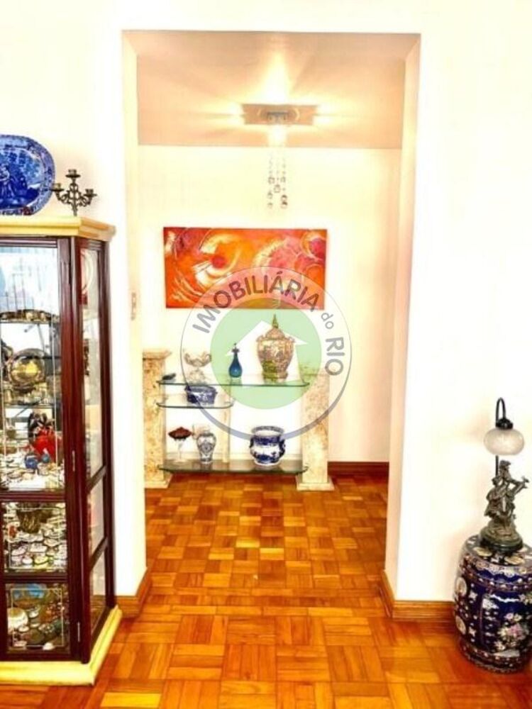 Apartamento à venda com 4 quartos, 190m² - Foto 6