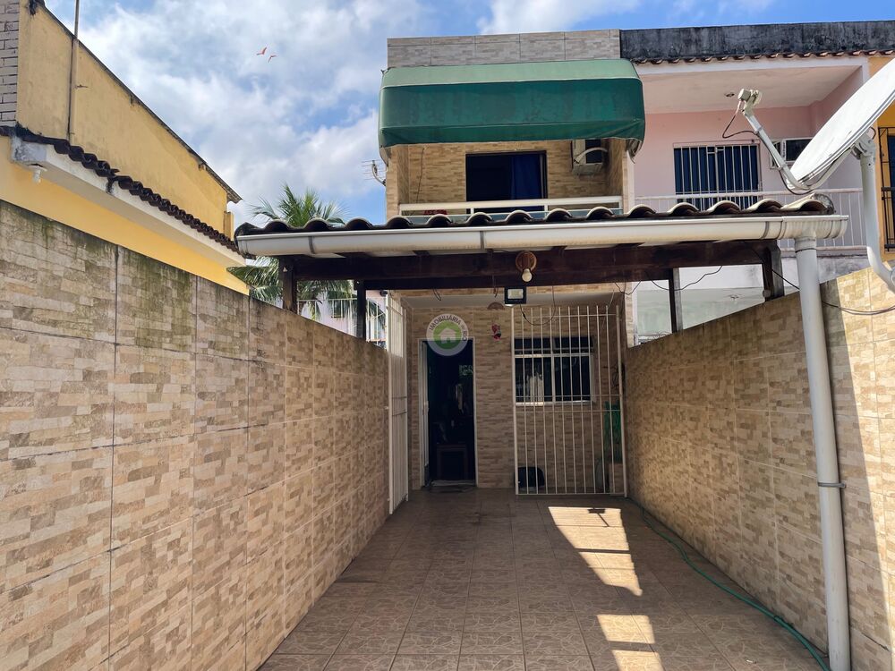 Casa à venda com 2 quartos, 61m² - Foto 2