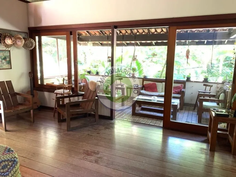 Casa, 6 quartos, 317 m² - Foto 1
