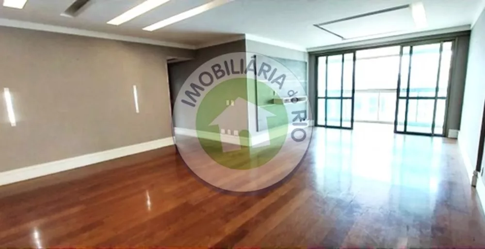 Apartamento à venda com 4 quartos, 155m² - Foto 2