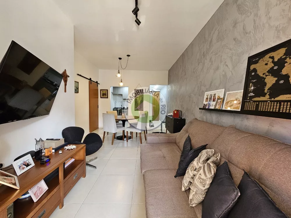 Apartamento à venda com 3 quartos, 82m² - Foto 1