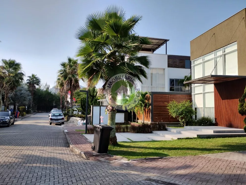 Casa de Condomínio à venda com 4 quartos, 700m² - Foto 4