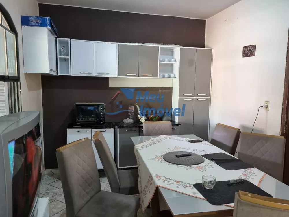 Casa, 4 quartos, 290 m² - Foto 2