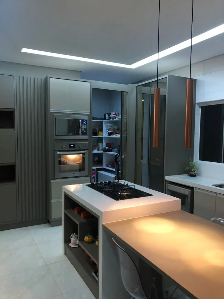 Casa, 4 quartos, 285 m² - Foto 12