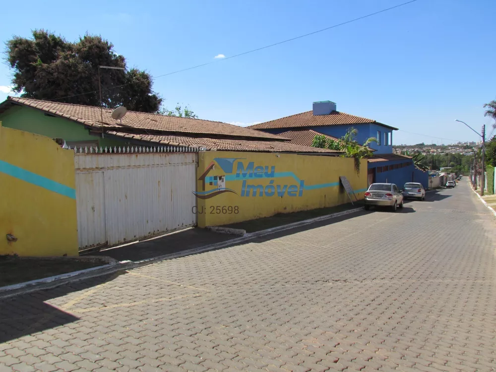 Casa, 3 quartos, 200 m² - Foto 1