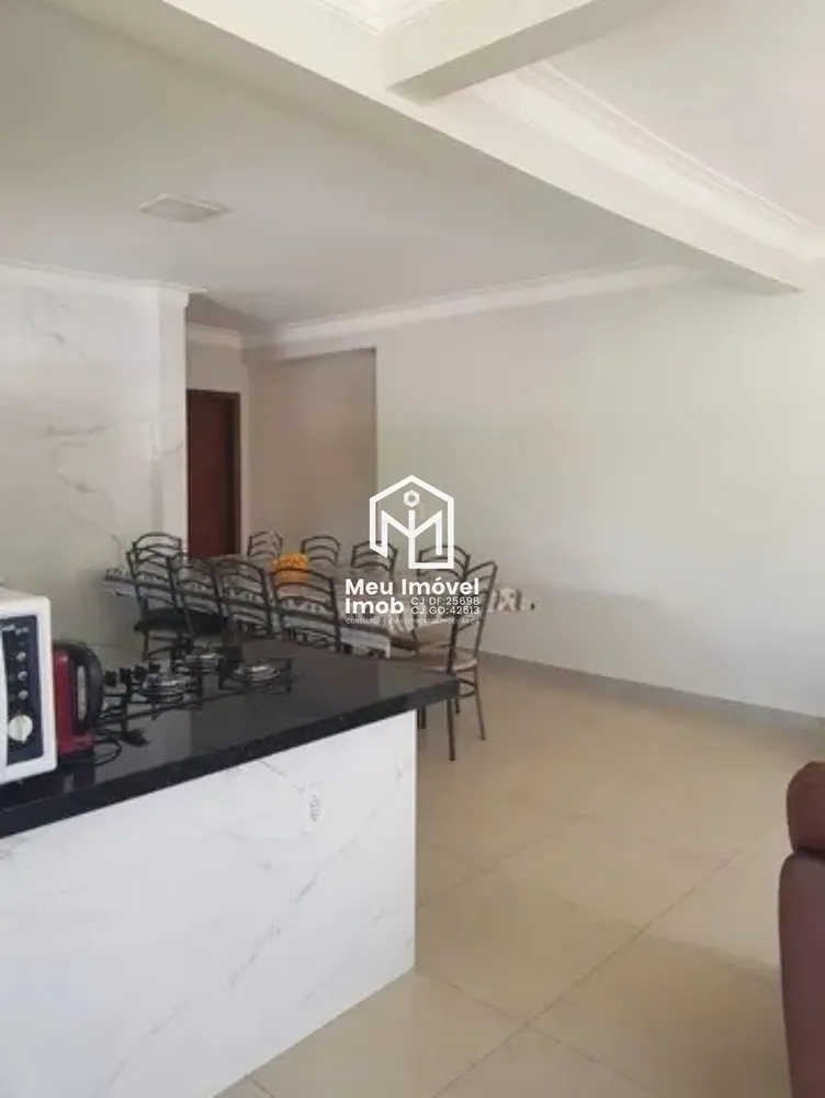 Casa, 4 quartos, 857 m² - Foto 2