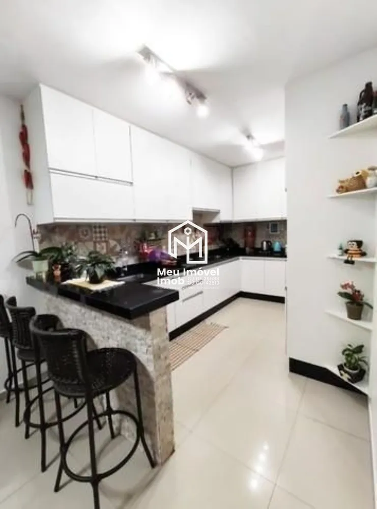 Casa, 4 quartos, 200 m² - Foto 9