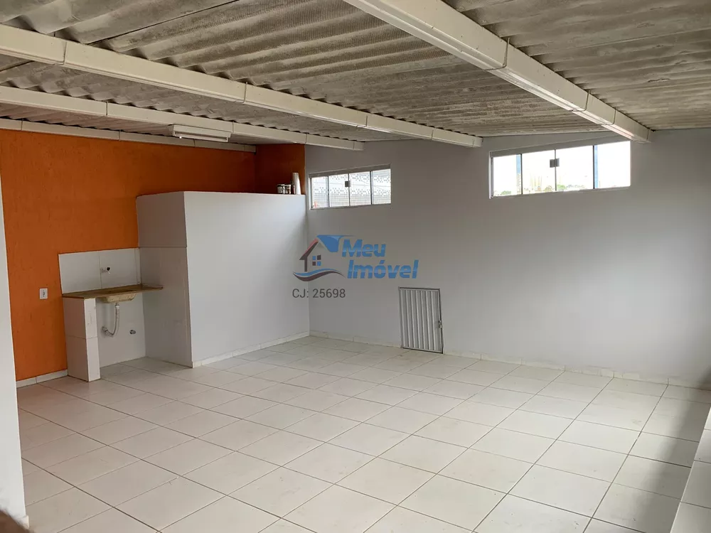 Casa, 4 quartos, 198 m² - Foto 2