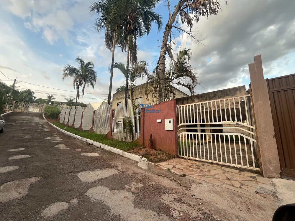 Casa, 6 quartos, 380 m² - Foto 1