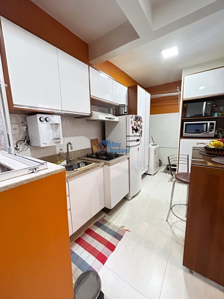 Apartamento à venda com 2 quartos, 47m² - Foto 2