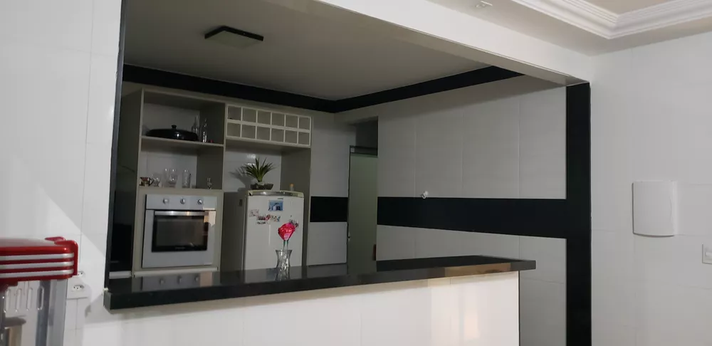 Casa, 4 quartos, 249 m² - Foto 4