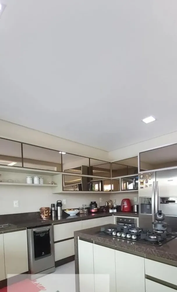 Casa, 5 quartos, 380 m² - Foto 1