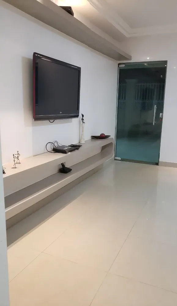 Casa, 4 quartos, 249 m² - Foto 3