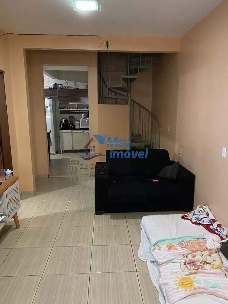 Casa, 5 quartos, 300 m² - Foto 1