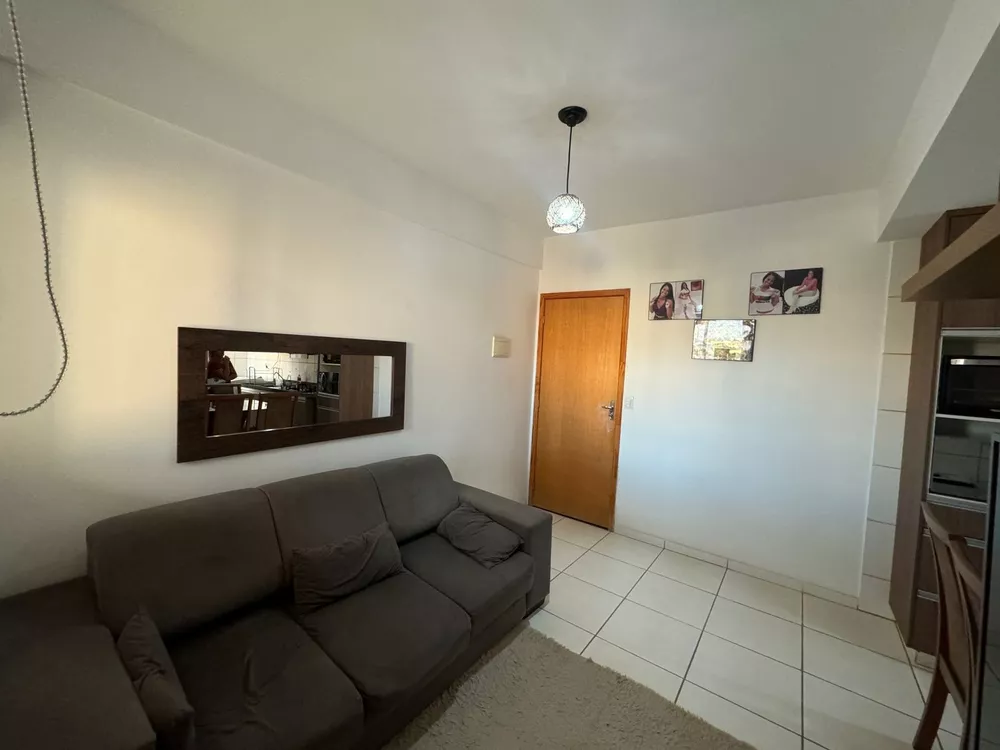 Apartamento à venda com 2 quartos, 45m² - Foto 3