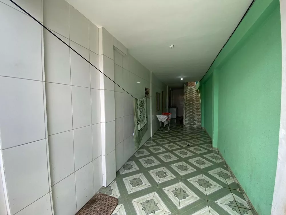 Casa, 8 quartos, 200 m² - Foto 1