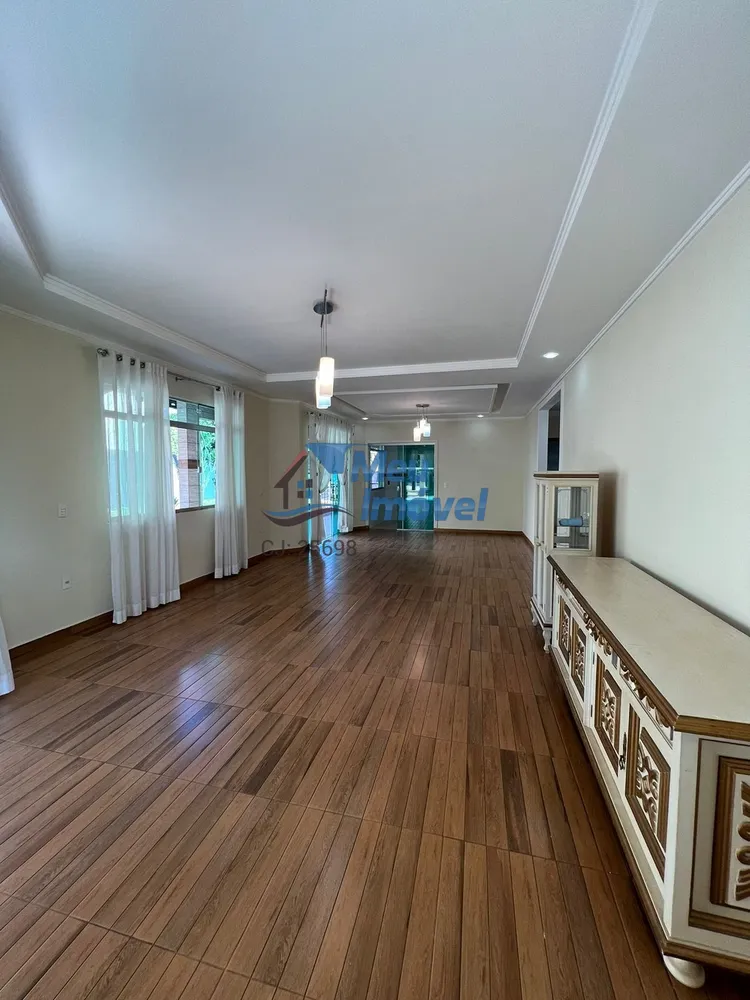 Casa, 4 quartos, 260 m² - Foto 11