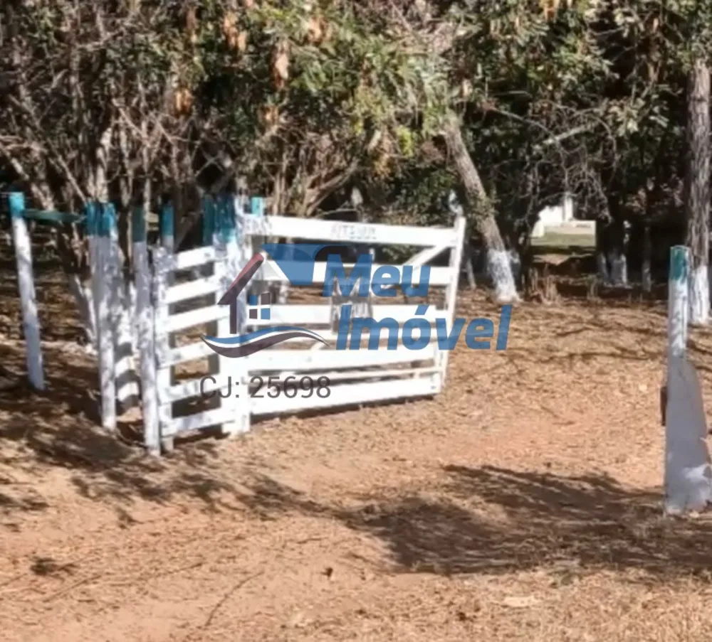 Chácara, 4 quartos, 4 m² - Foto 1