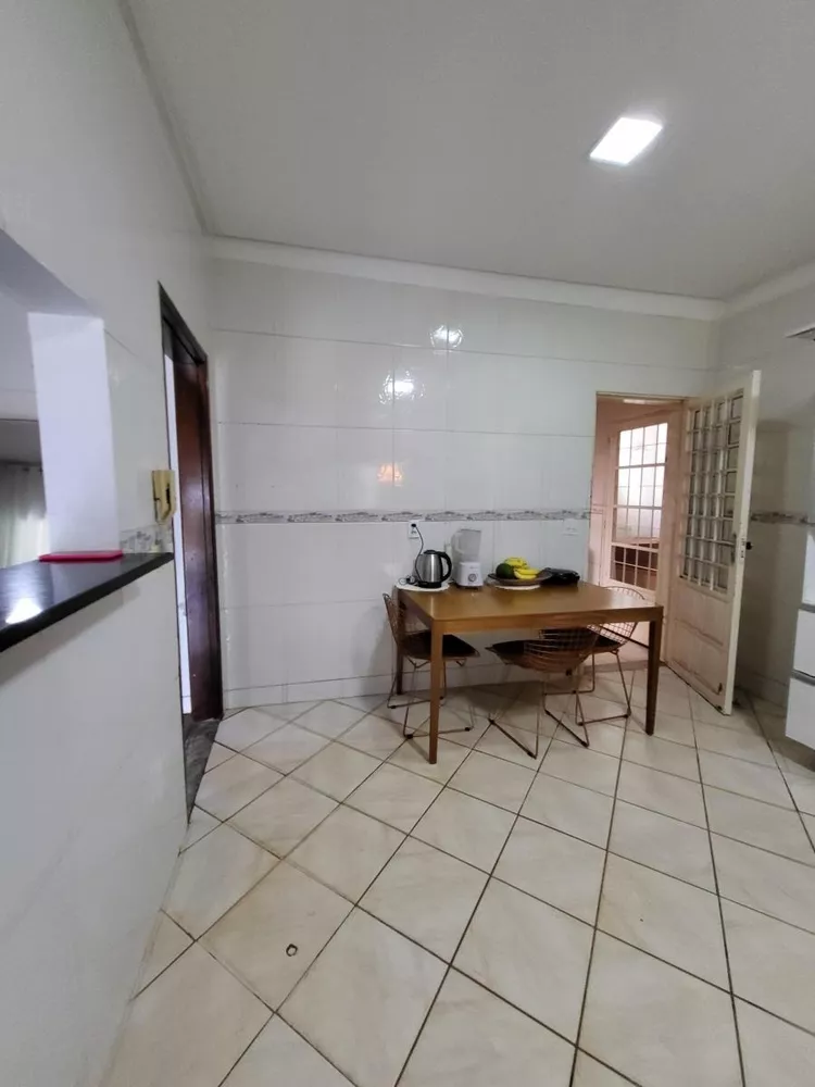 Casa, 3 quartos, 350 m² - Foto 1