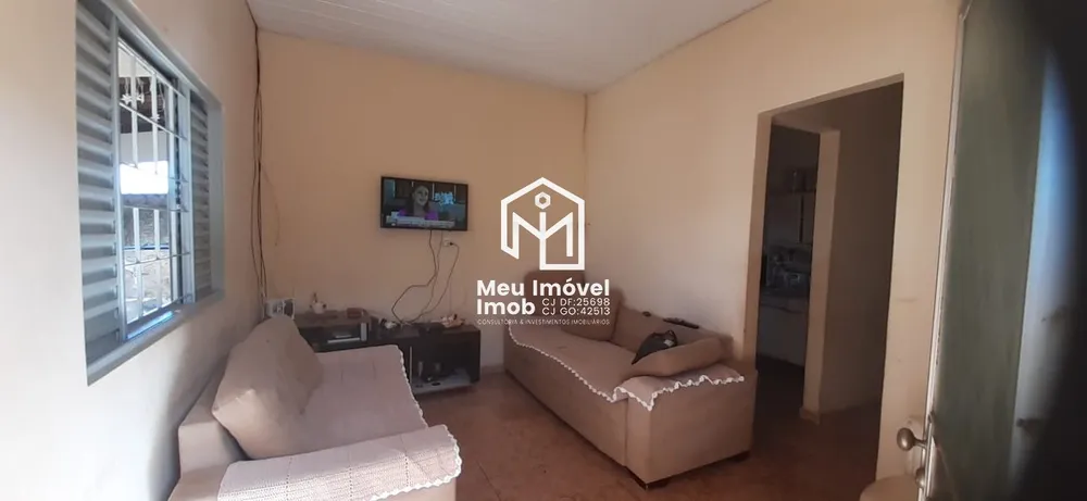 Casa, 3 quartos, 221 m² - Foto 1
