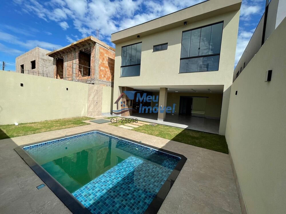 Casa, 4 quartos, 260 m² - Foto 1