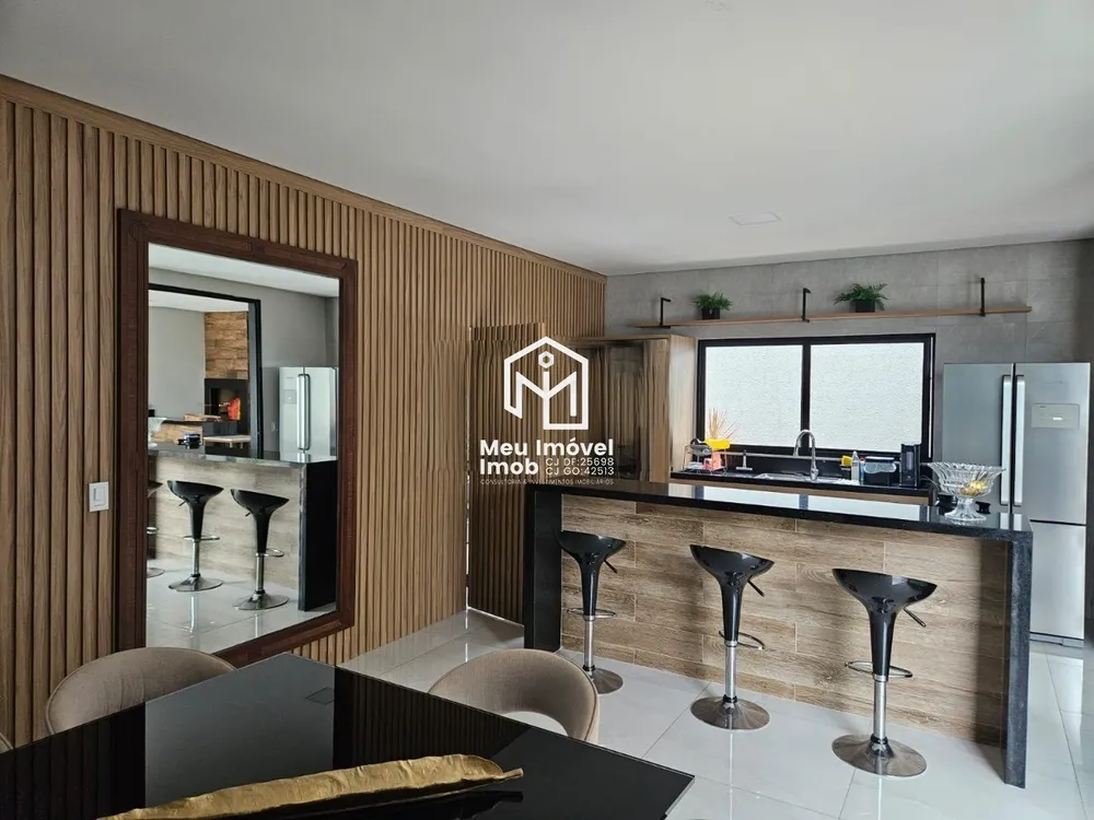 Casa, 3 quartos, 244 m² - Foto 3