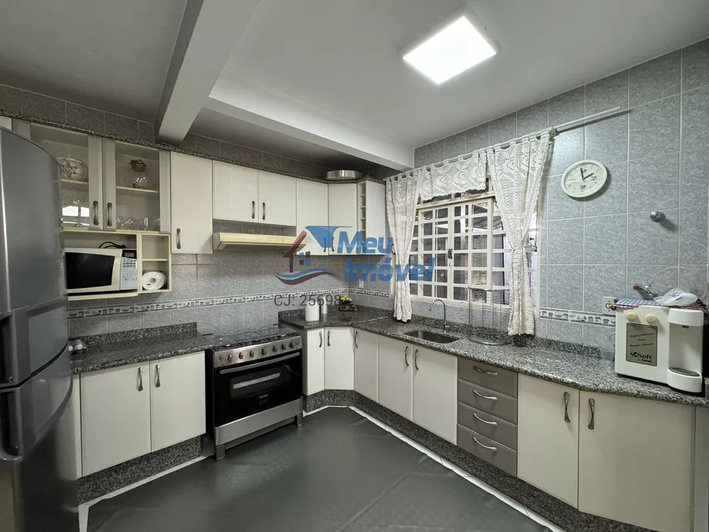 Casa, 6 quartos, 485 m² - Foto 3