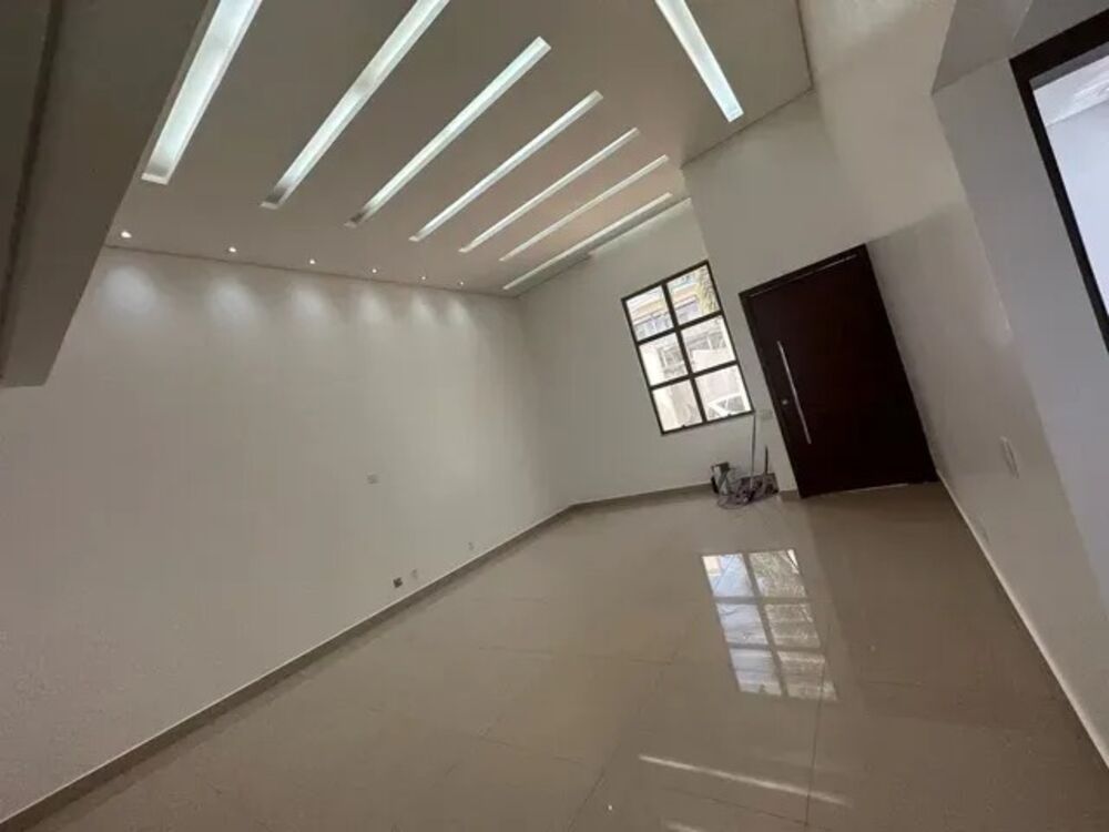 Casa, 3 quartos, 230 m² - Foto 2