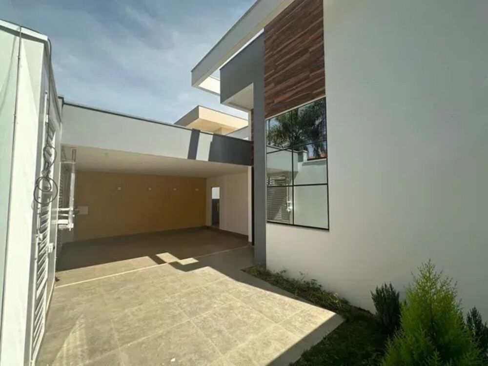 Casa, 3 quartos, 230 m² - Foto 1