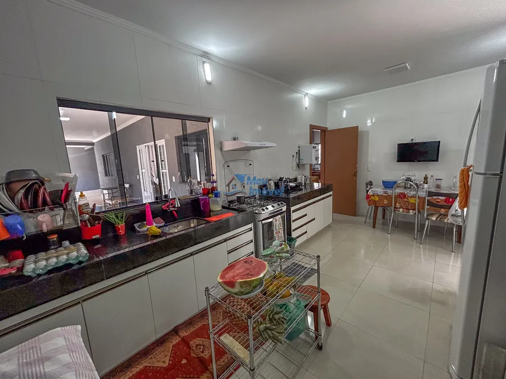 Casa, 3 quartos, 205 m² - Foto 13