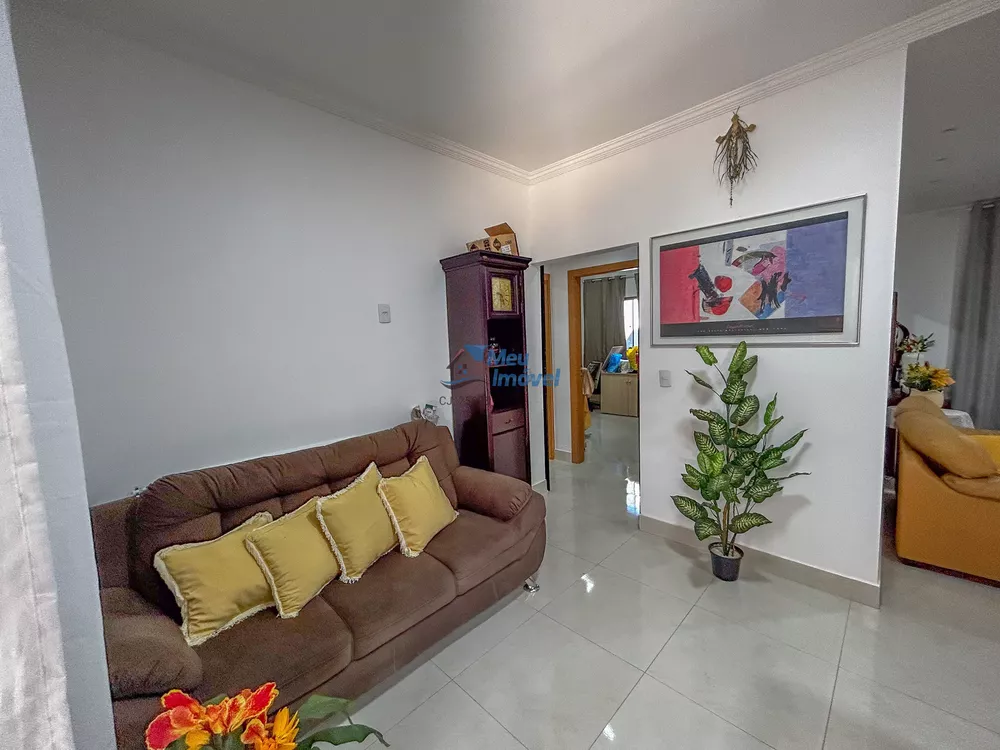 Casa, 3 quartos, 205 m² - Foto 3