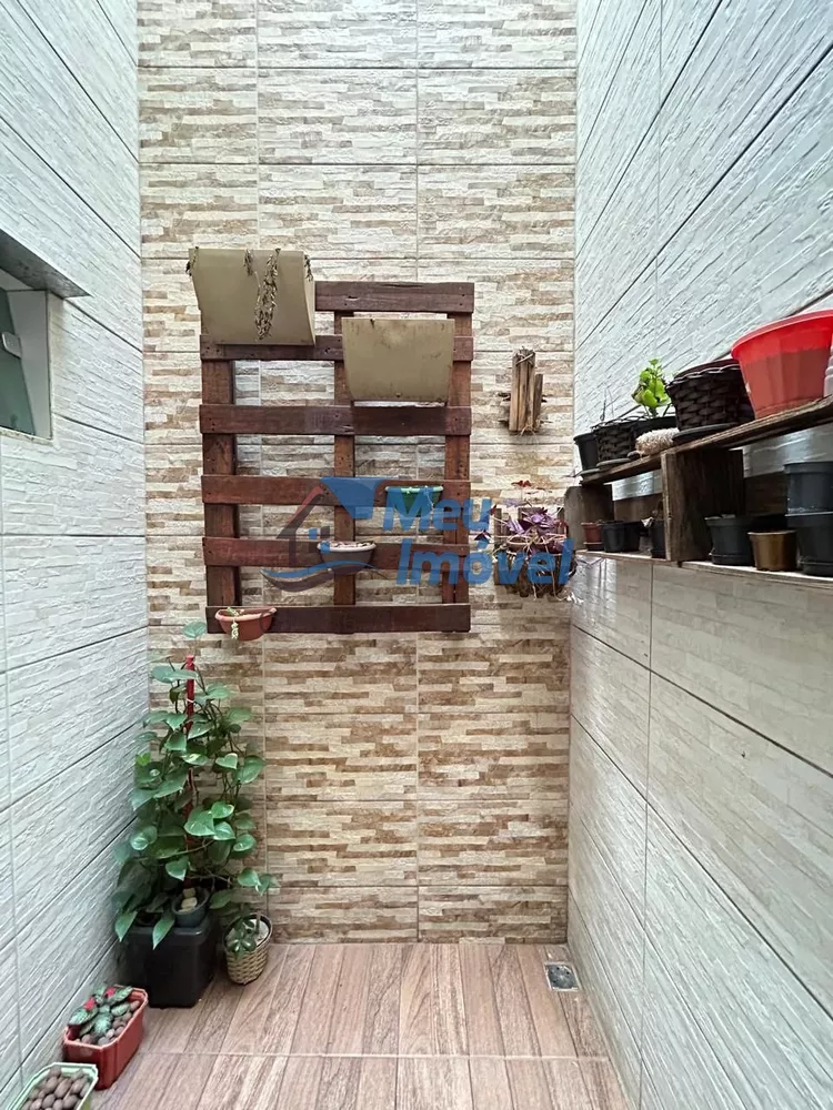 Casa, 4 quartos, 200 m² - Foto 1