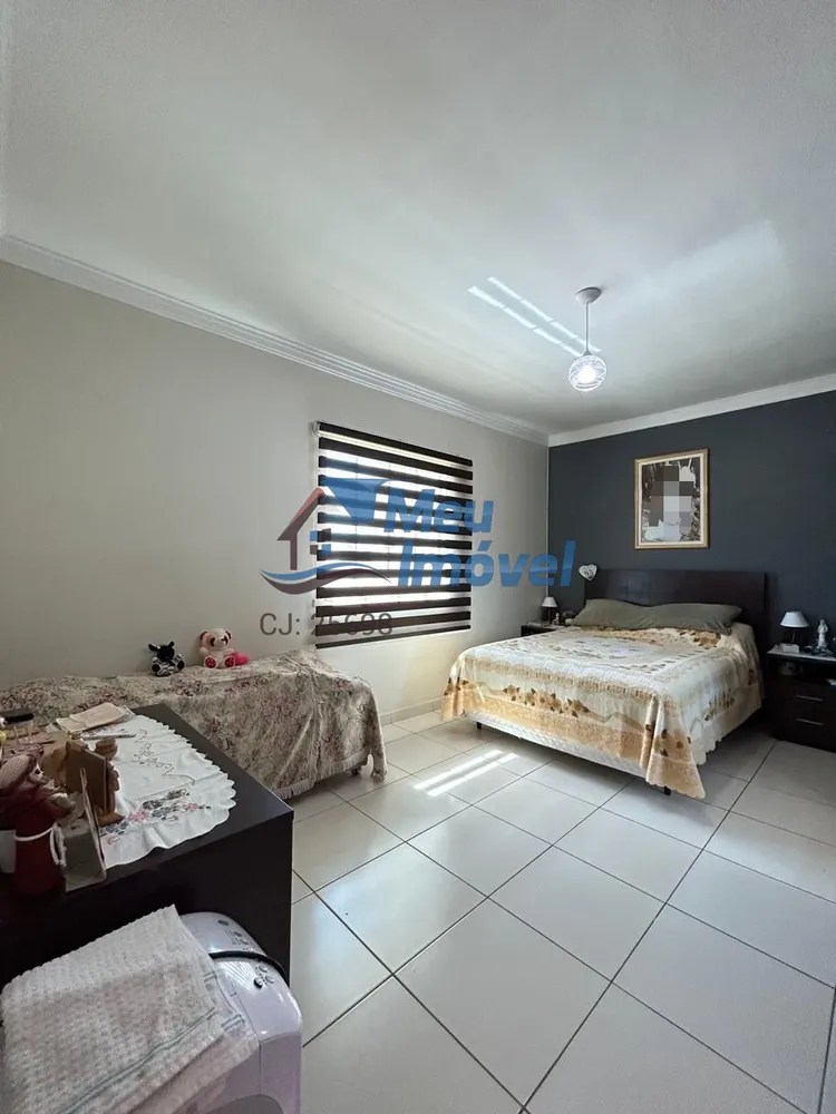 Casa, 4 quartos, 200 m² - Foto 16