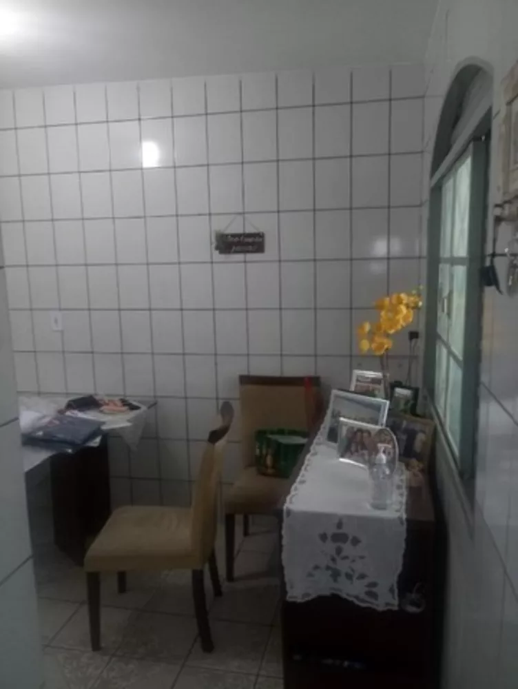 Casa, 4 quartos, 144 m² - Foto 1