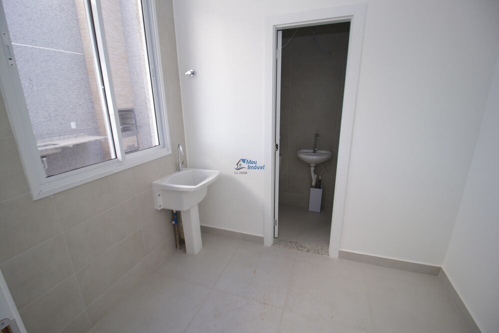 Cobertura à venda com 3 quartos, 188m² - Foto 2