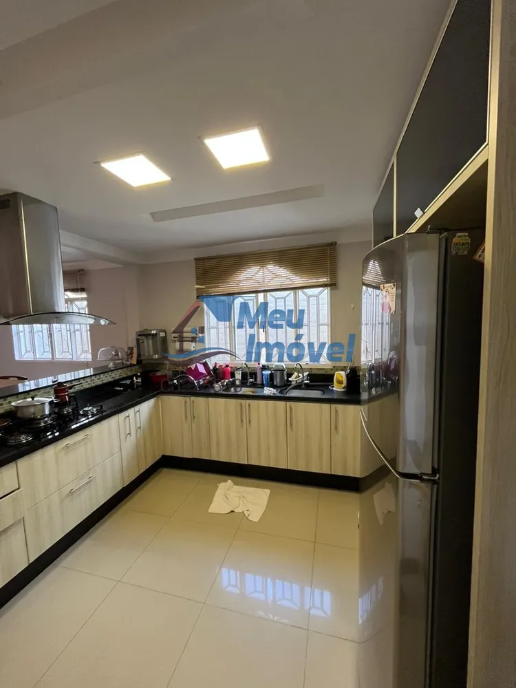 Casa, 2 quartos, 220 m² - Foto 14