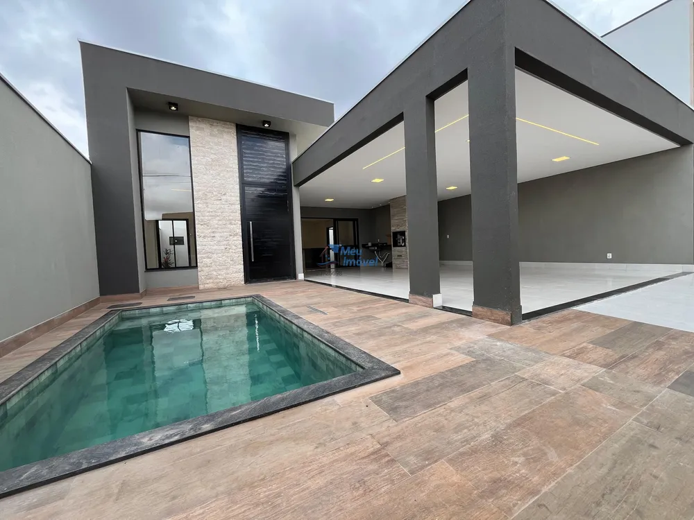 Casa, 4 quartos, 250 m² - Foto 1